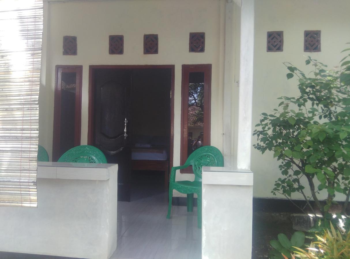 Pedek Homestay Praya Exterior foto